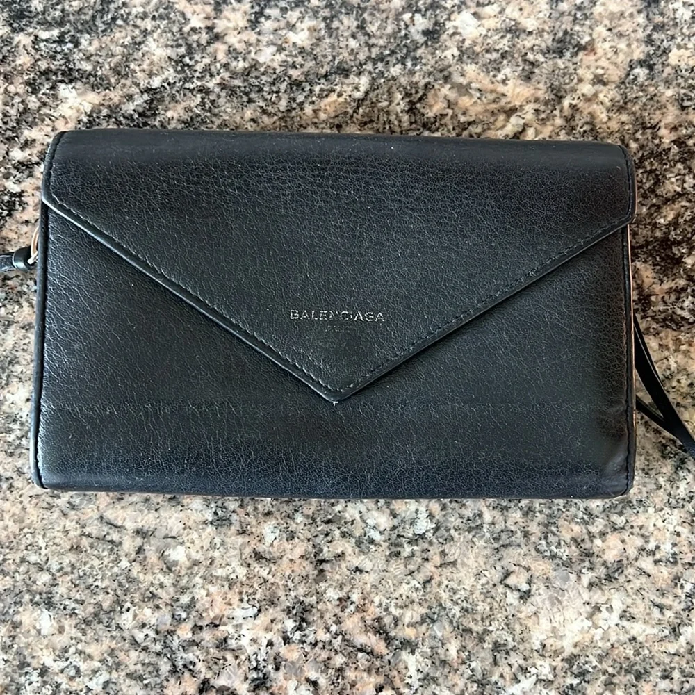Balenciaga reposhing this